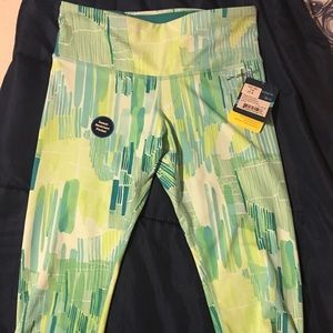 Brooks running capris, size M